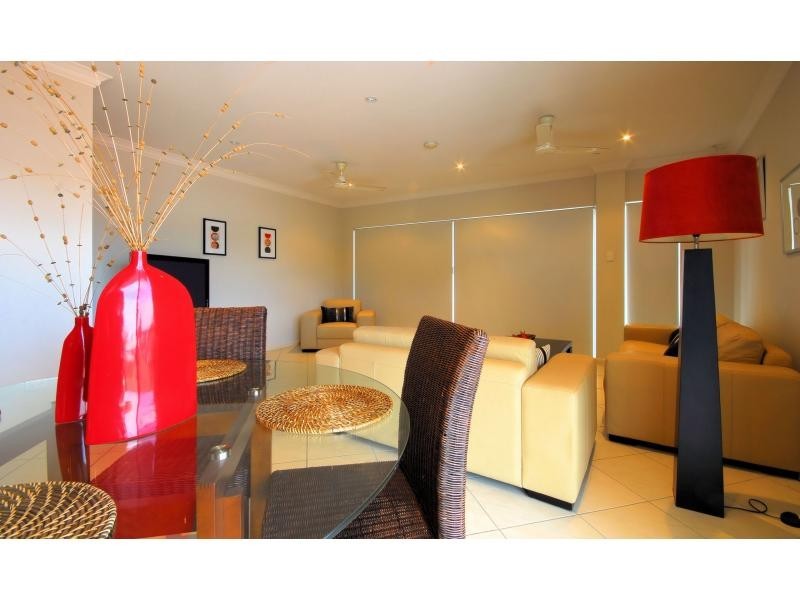 4/120 The Strand, North Ward QLD 4810