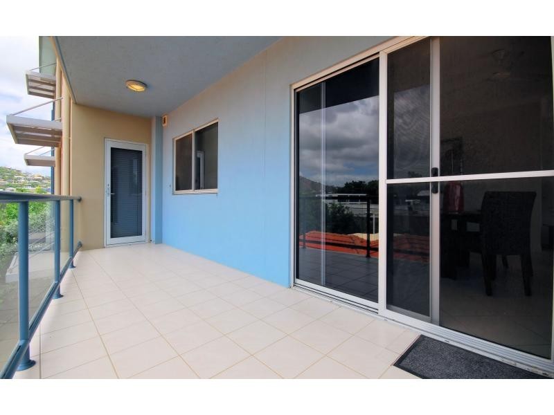 4/120 The Strand, North Ward QLD 4810