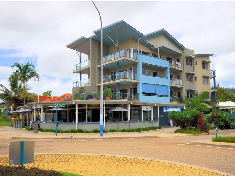 4/120 The Strand, North Ward QLD 4810