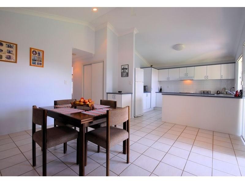 77 Phoenix Parade, Kirwan QLD 4817