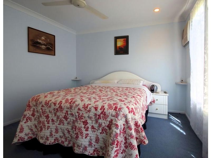 77 Phoenix Parade, Kirwan QLD 4817