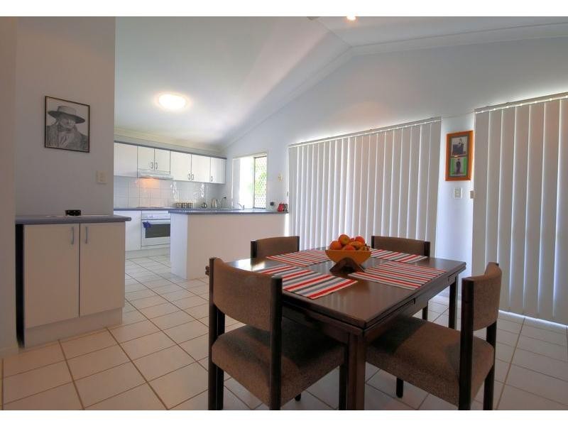 77 Phoenix Parade, Kirwan QLD 4817