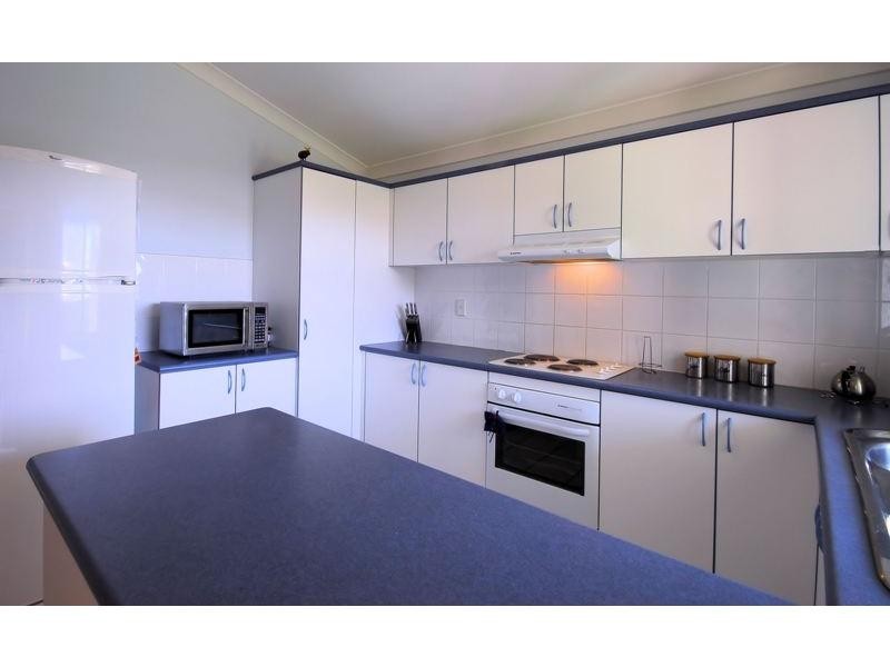 77 Phoenix Parade, Kirwan QLD 4817