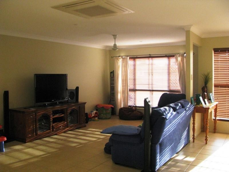 2 Chaimberlane Place, Kirwan QLD 4817