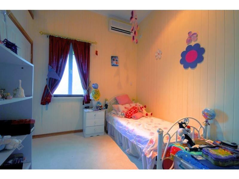 34 Albury Street, Pimlico QLD 4812