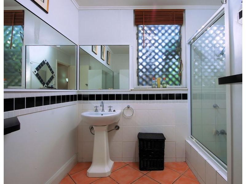 34 Albury Street, Pimlico QLD 4812