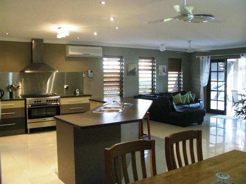 39 Waterview Drive, Bushland Beach QLD 4818