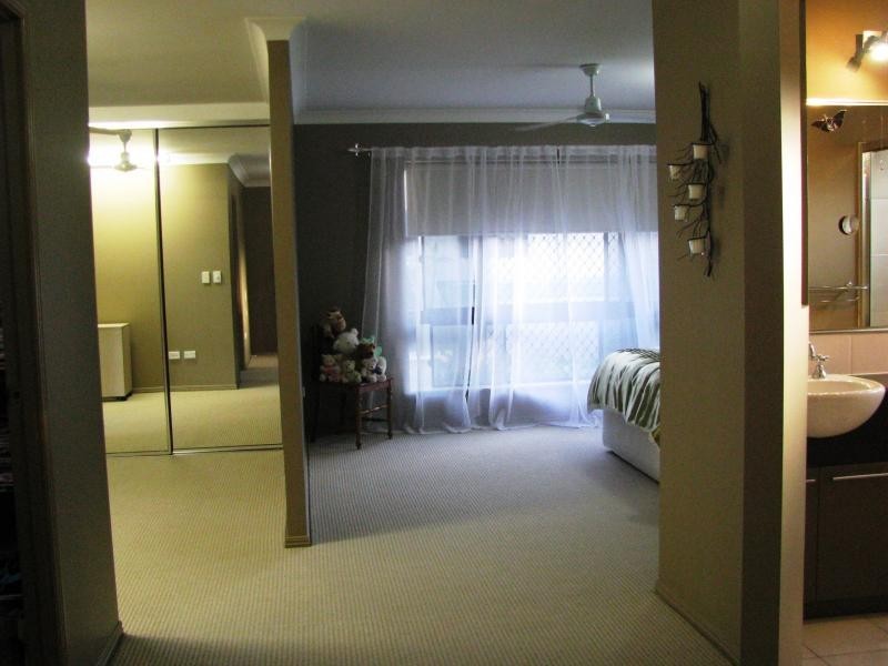 39 Waterview Drive, Bushland Beach QLD 4818