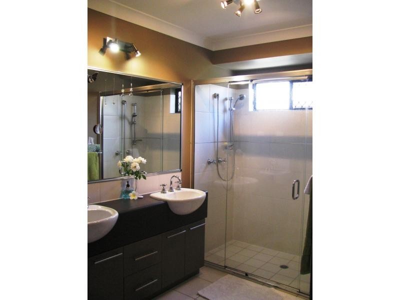 39 Waterview Drive, Bushland Beach QLD 4818