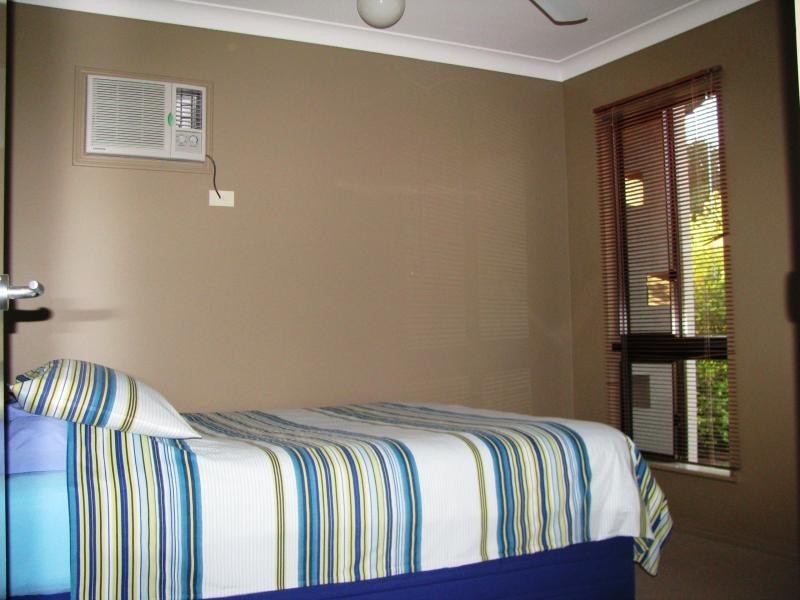 39 Waterview Drive, Bushland Beach QLD 4818