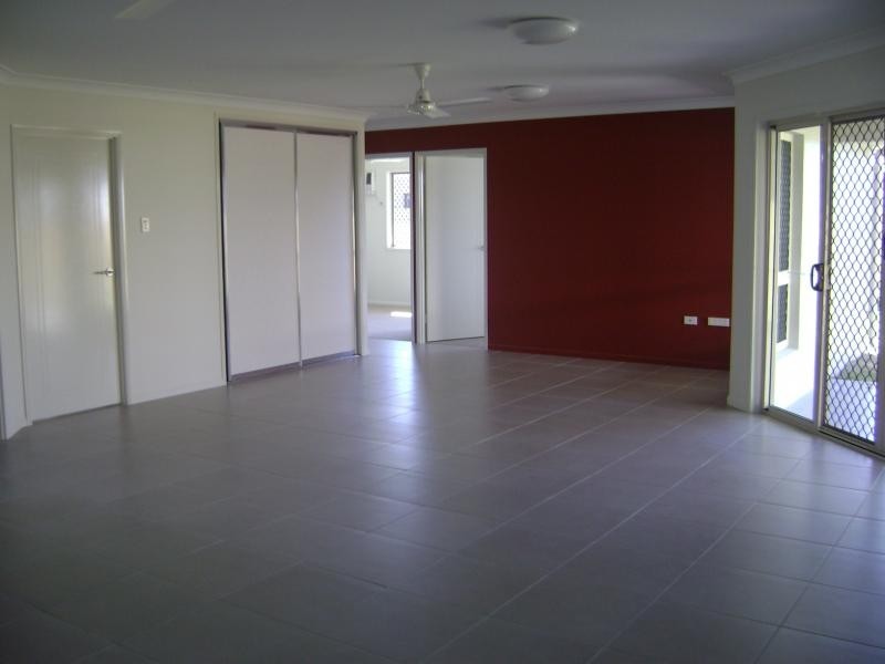 12 Newhaven Place, Idalia QLD 4811