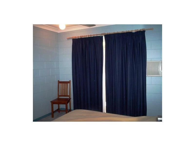 6/7-13 McIlwraith Street, South Townsville QLD 4810