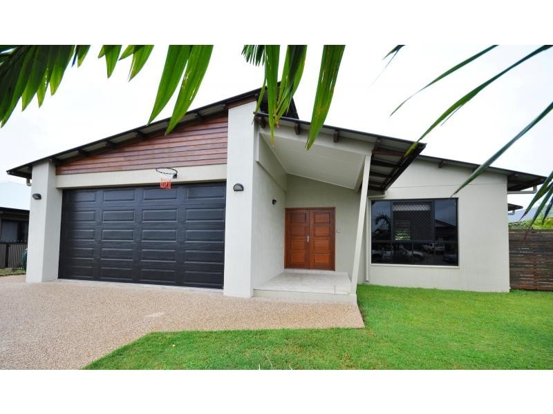 19 Daintree Drive, Bushland Beach QLD 4818