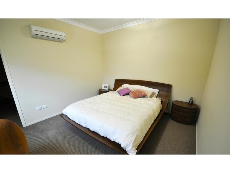 19 Daintree Drive, Bushland Beach QLD 4818