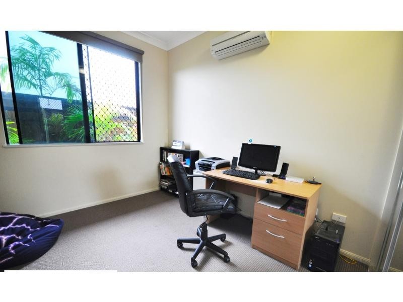 19 Daintree Drive, Bushland Beach QLD 4818