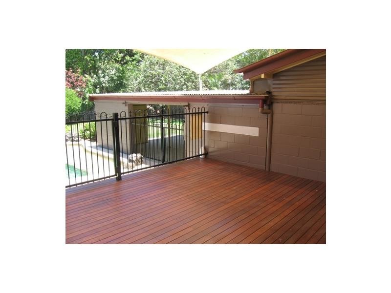 48 Albany Street, Hyde Park QLD 4812