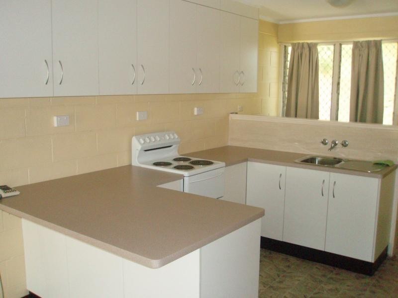 1/9 Bent Street, Mundingburra QLD 4812