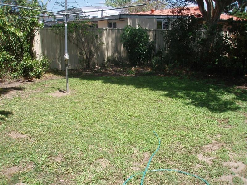 1/9 Bent Street, Mundingburra QLD 4812