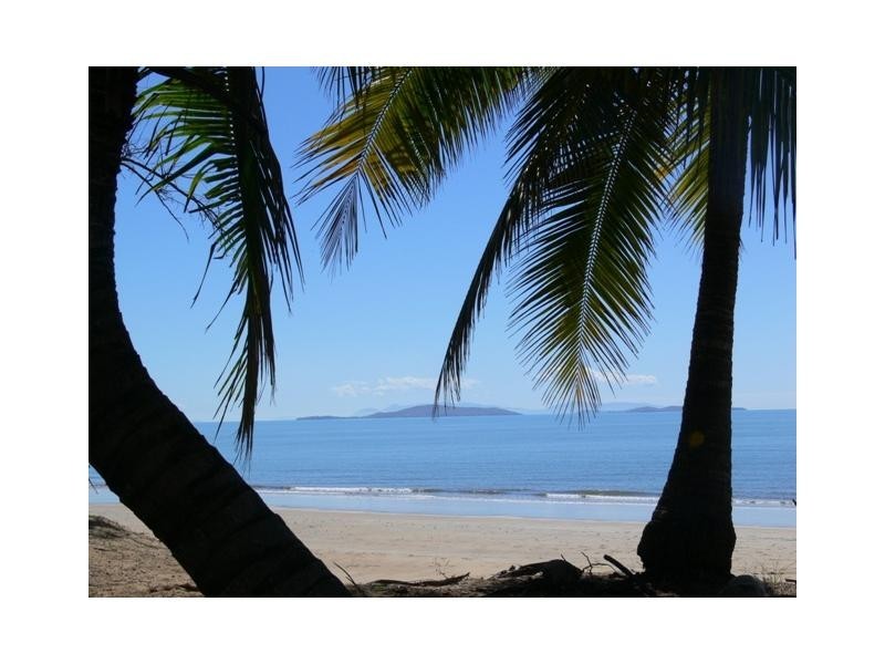 15 Howitson Drive, Mystic Sands, Balgal Beach QLD 4816