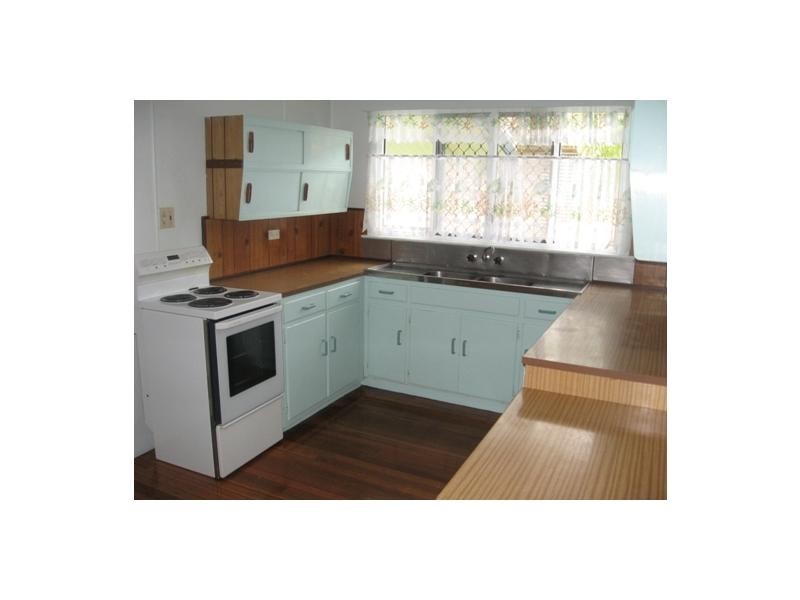 51 Lowth Street, Rosslea QLD 4812