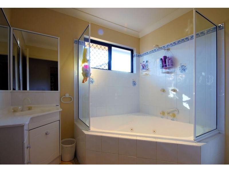 6 Astill Street, Cranbrook QLD 4814