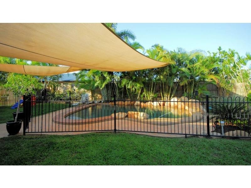 6 Astill Street, Cranbrook QLD 4814