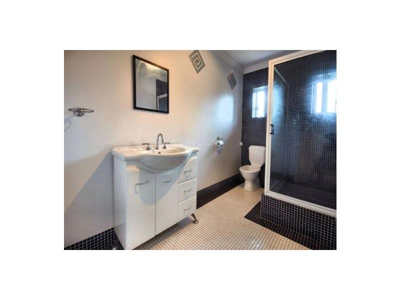 15 Quinn Street, Rosslea QLD 4812