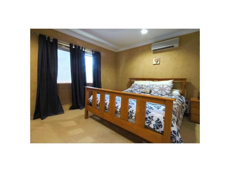 15 Quinn Street, Rosslea QLD 4812