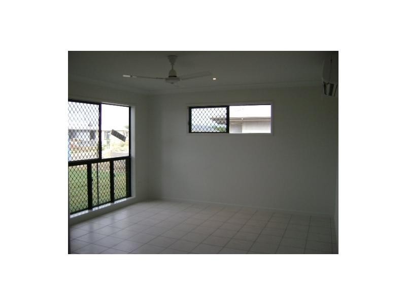 10 Ripon Court, Mount Low QLD 4818
