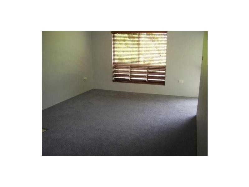 4/8 Piccadilly Street, Hyde Park QLD 4812