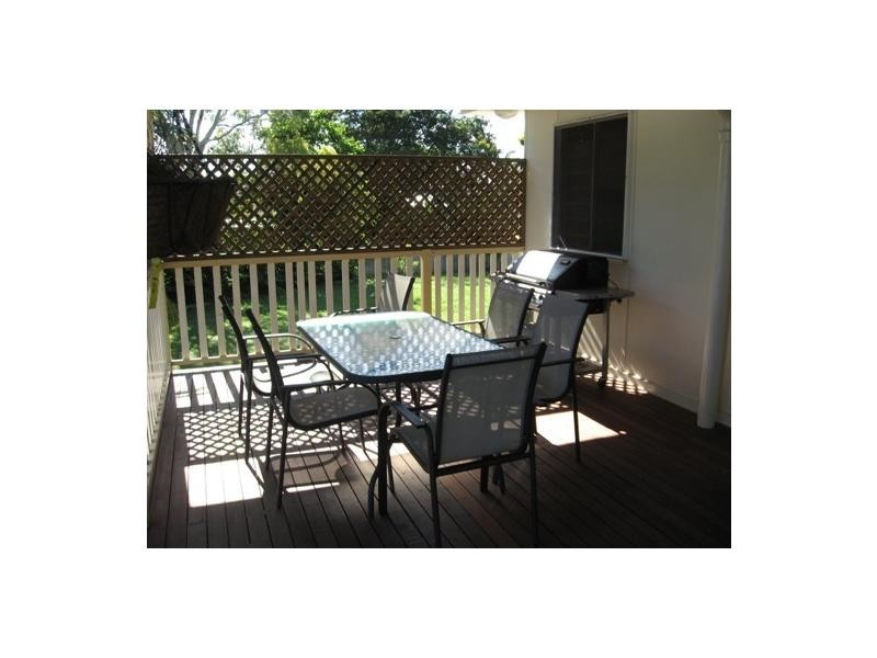 13 Kitchener Road, Pimlico QLD 4812