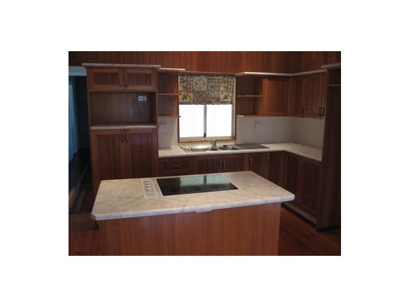 13 Kitchener Road, Pimlico QLD 4812