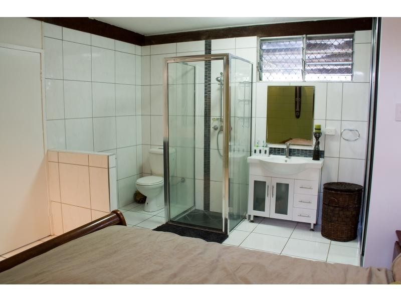 11 Wooral Street, Cranbrook QLD 4814