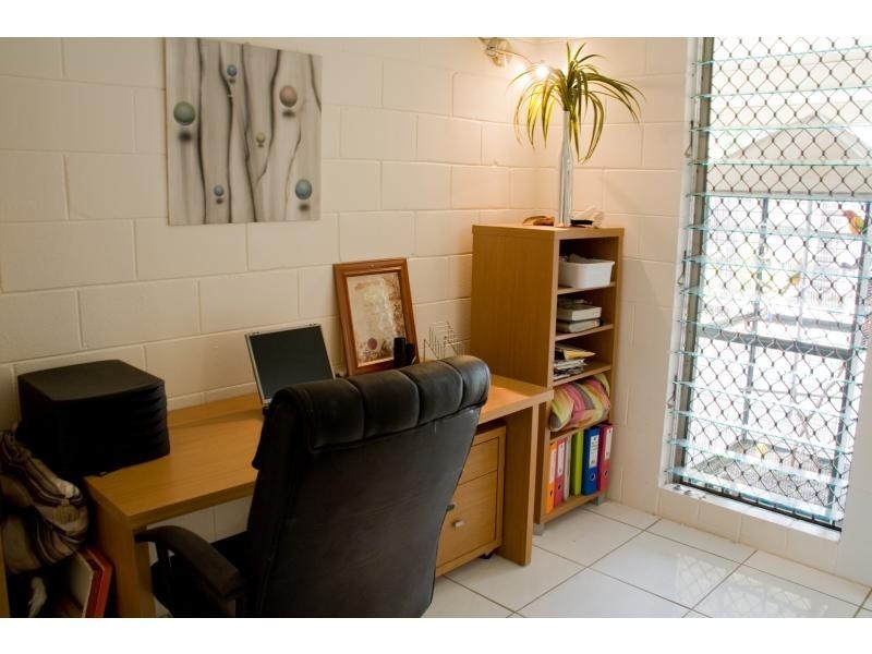 11 Wooral Street, Cranbrook QLD 4814