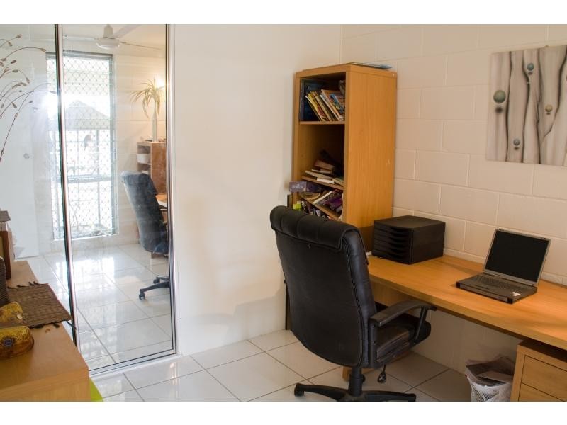 11 Wooral Street, Cranbrook QLD 4814