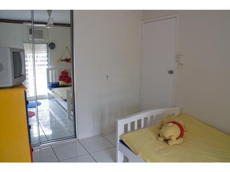 11 Wooral Street, Cranbrook QLD 4814