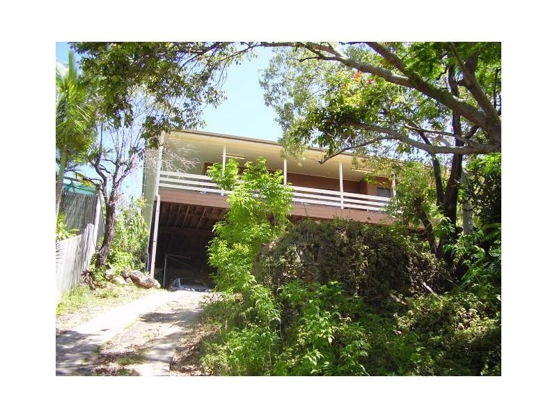 69 Francis Street, West End QLD 4810