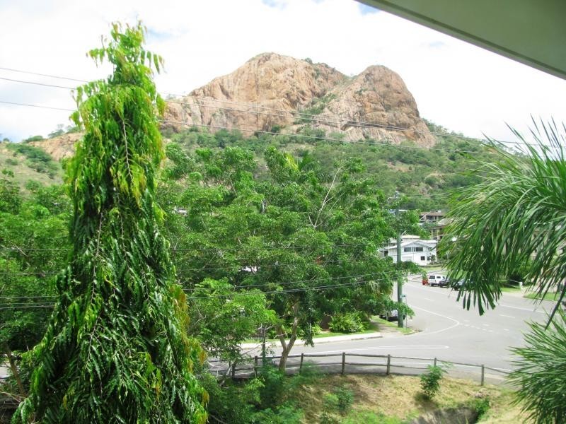 12/9 Gregory Street, North Ward QLD 4810