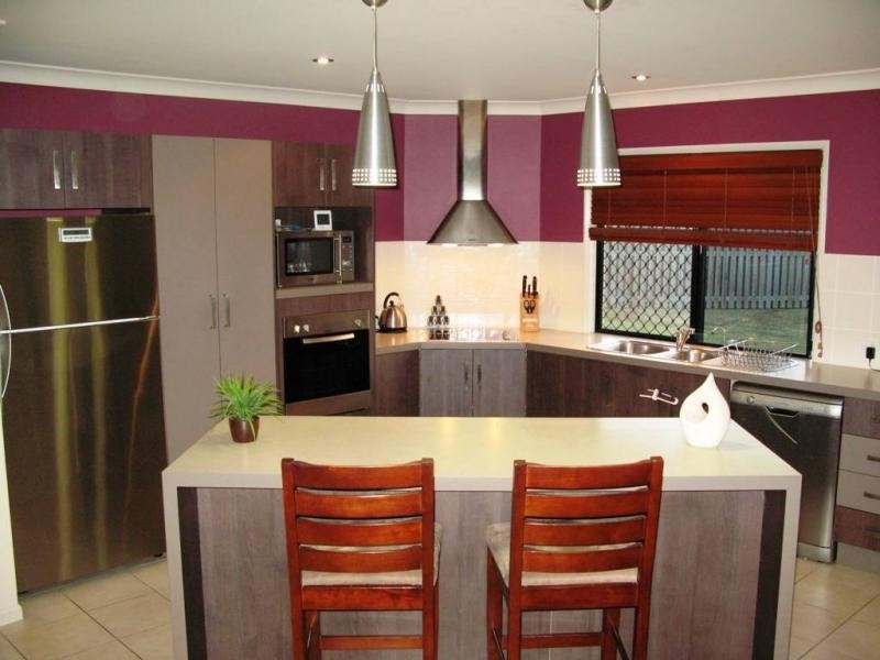 9 Bronte Court, Bushland Beach QLD 4818