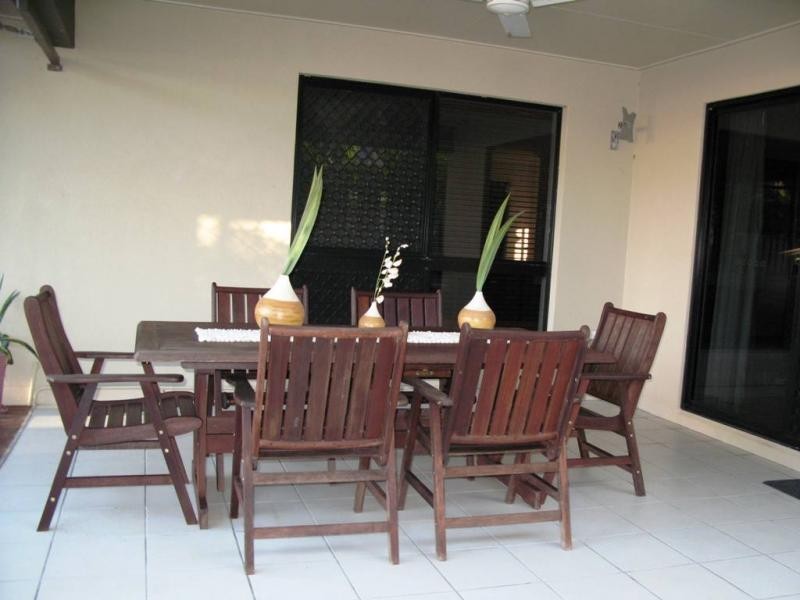 9 Bronte Court, Bushland Beach QLD 4818