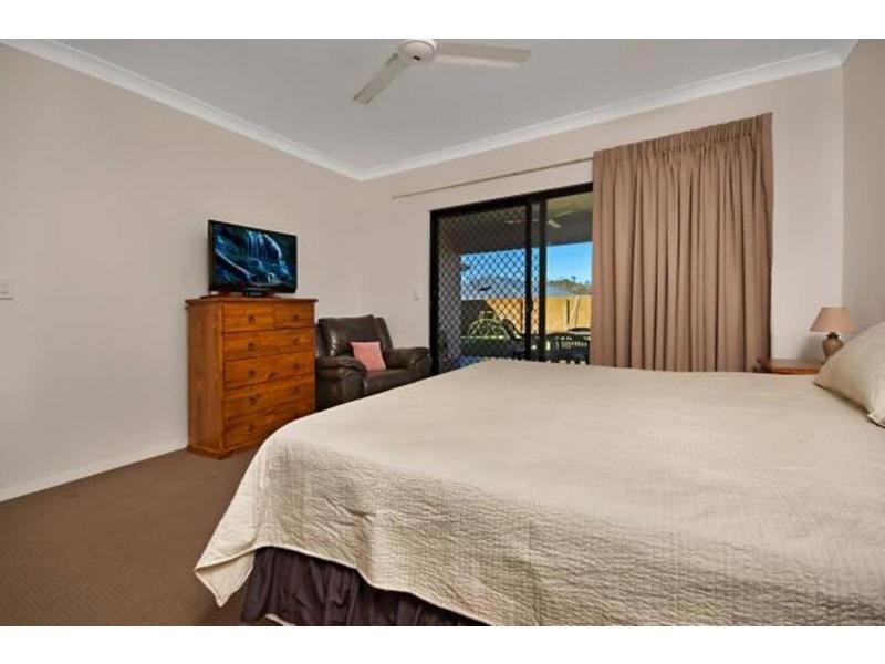 129 Daintree Drive, Bushland Beach QLD 4818