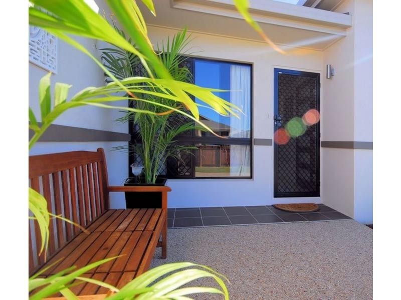 129 Daintree Drive, Bushland Beach QLD 4818