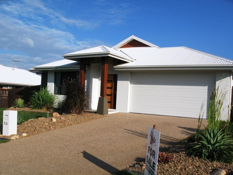 53 Hillock Street, Bushland Beach QLD 4818