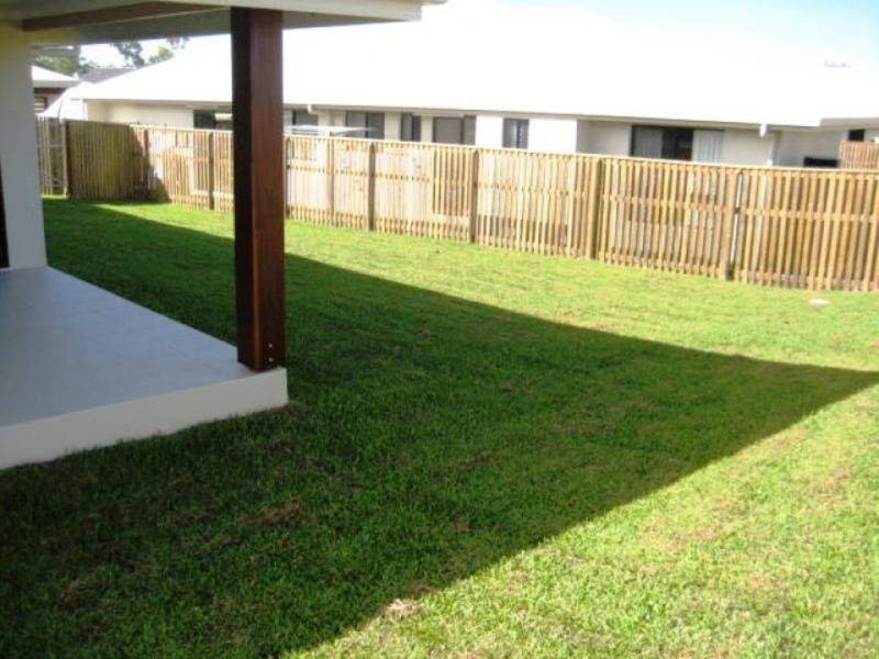 53 Hillock Street, Bushland Beach QLD 4818