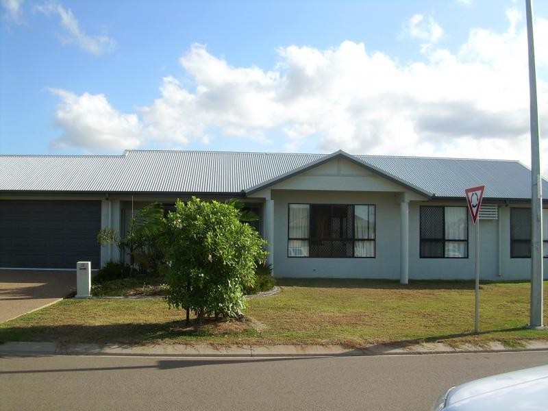 13 Aspley Drive, Kirwan QLD 4817