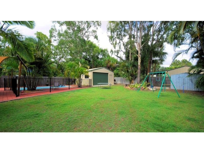 4 EBONY Court, Bushland Beach QLD 4818