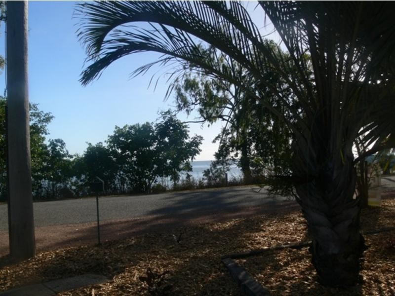 61 The Esplanade, Toolakea QLD 4818