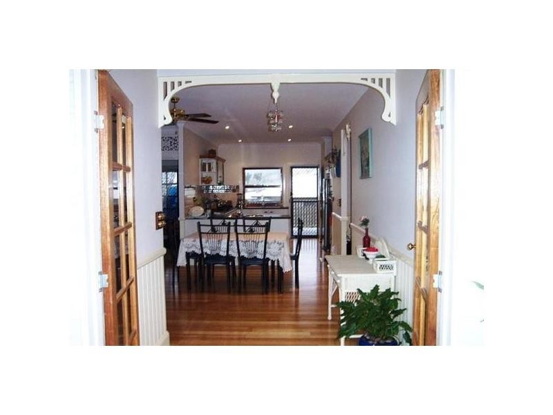 8 Blue Gum Place, Douglas QLD 4814