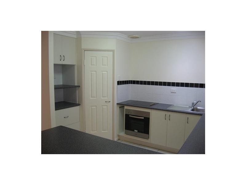 30 Colchester Crescent, Kirwan QLD 4817