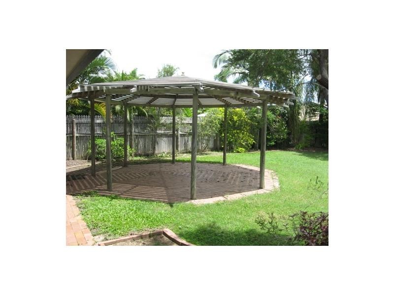 30 Colchester Crescent, Kirwan QLD 4817